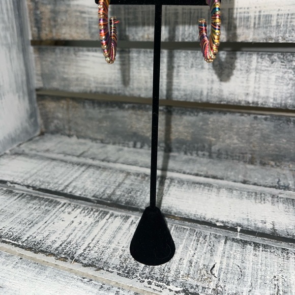 String wrapped earrings - NWT - Picture 2 of 3